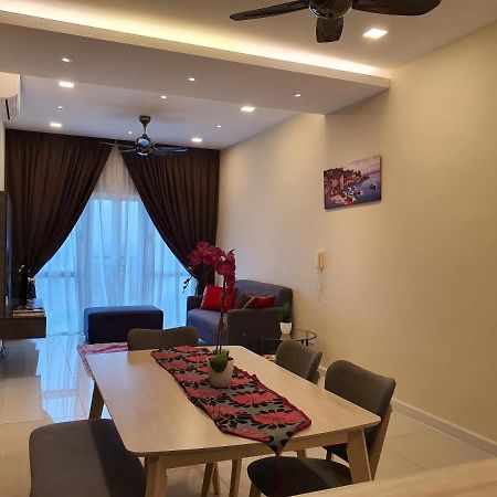 อพาร์ตเมนต์ 3 ห้องนอน 2 ห้องน้ำส่วนตัว ขนาด 96 ตร.ม. – ปุตราจายา Apartment Kampong Tangkas ภายนอก รูปภาพ