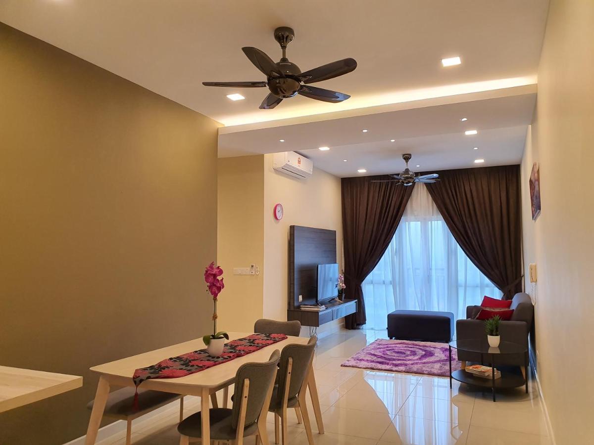 อพาร์ตเมนต์ 3 ห้องนอน 2 ห้องน้ำส่วนตัว ขนาด 96 ตร.ม. – ปุตราจายา Apartment Kampong Tangkas ภายนอก รูปภาพ