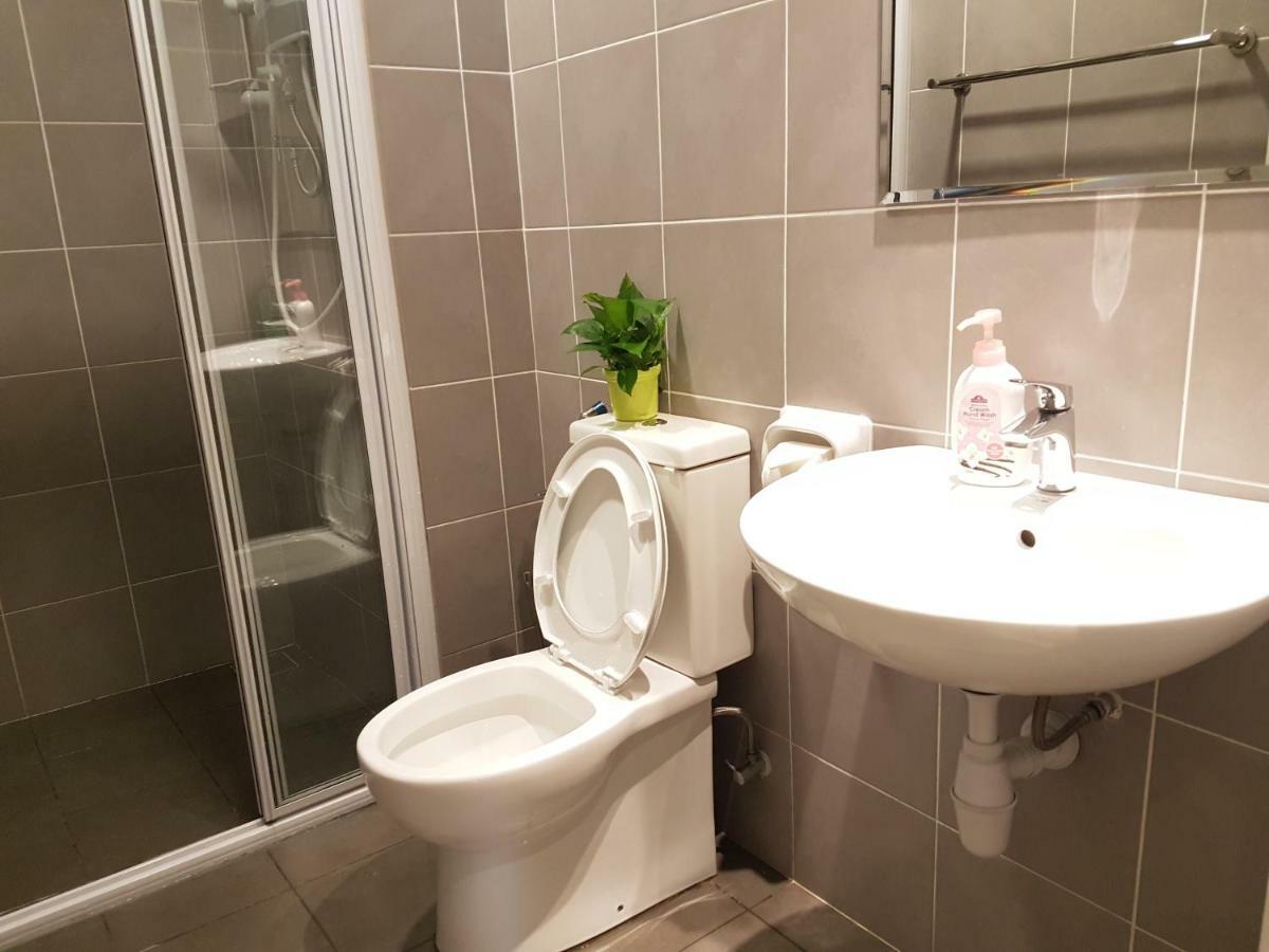 อพาร์ตเมนต์ 3 ห้องนอน 2 ห้องน้ำส่วนตัว ขนาด 96 ตร.ม. – ปุตราจายา Apartment Kampong Tangkas ภายนอก รูปภาพ