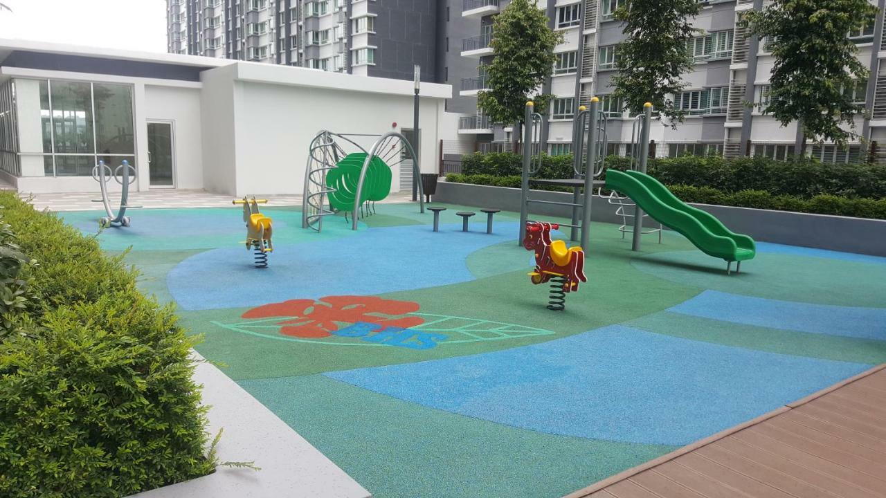 อพาร์ตเมนต์ 3 ห้องนอน 2 ห้องน้ำส่วนตัว ขนาด 96 ตร.ม. – ปุตราจายา Apartment Kampong Tangkas ภายนอก รูปภาพ